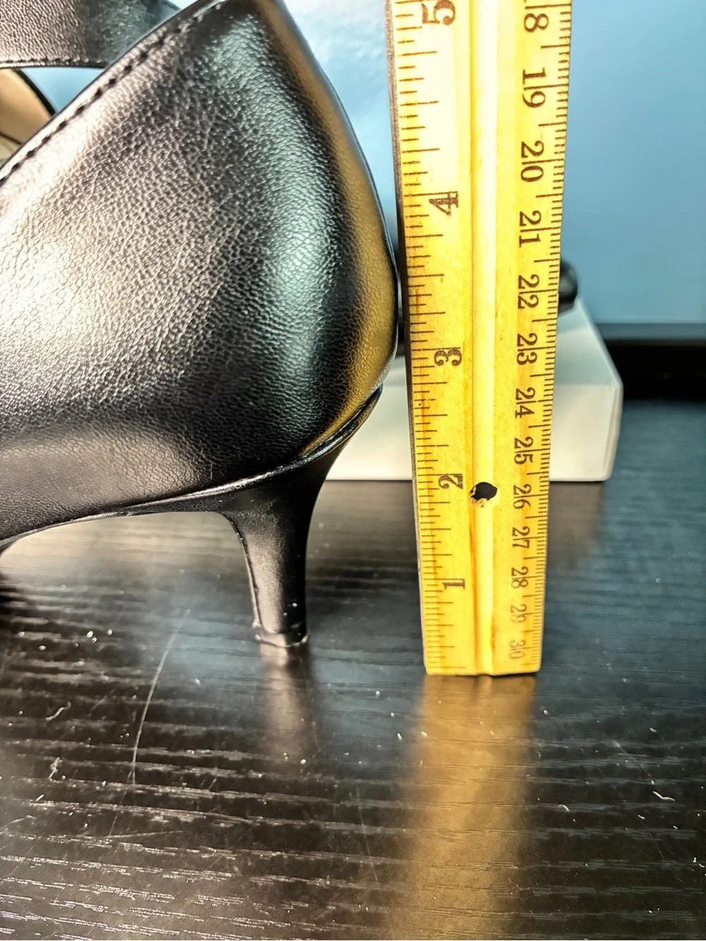 Life Stride Black Pointed-Toe Cross-Strap Pumps